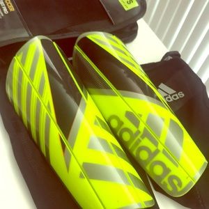 Adidas Ghost pro Shin guards